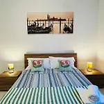 United Apartment